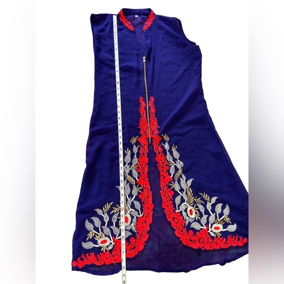Blue Sheer Embroidered Kurta - Picture 3 of 16